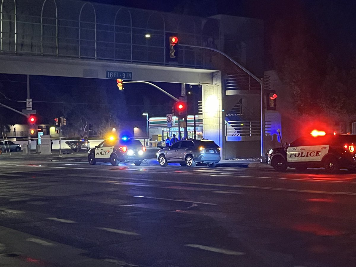 meganspectortv's tweet photo. BREAKING NEWS: Tucson police confirmed they are investigating a shooting at E 29th and S Columbus. 

We have the latest details live at 10. @KVOA https://t.co/yycH0xzG0N