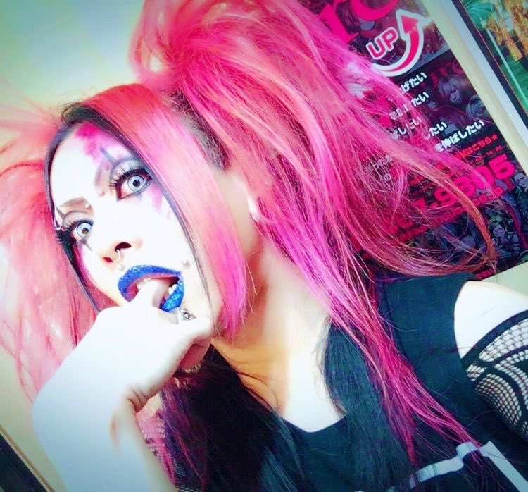 kuroimendori's tweet photo. random pics cause I miss him today 🥺💔 https://t.co/PHBbIcAwZ1