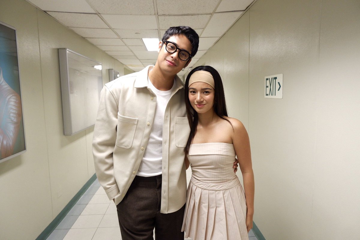 StarCreativesTV's tweet photo. Bingo and Caroline at It's Your Lucky Day! ❤️

Thank you mga beshy for joining us! Catch #CantBuyMeLove weeknights at 8:45 on Primetime Bida ❤️🏷️ 

DONBELLE LUCKY TOGETHER https://t.co/x6eEqCGSHu