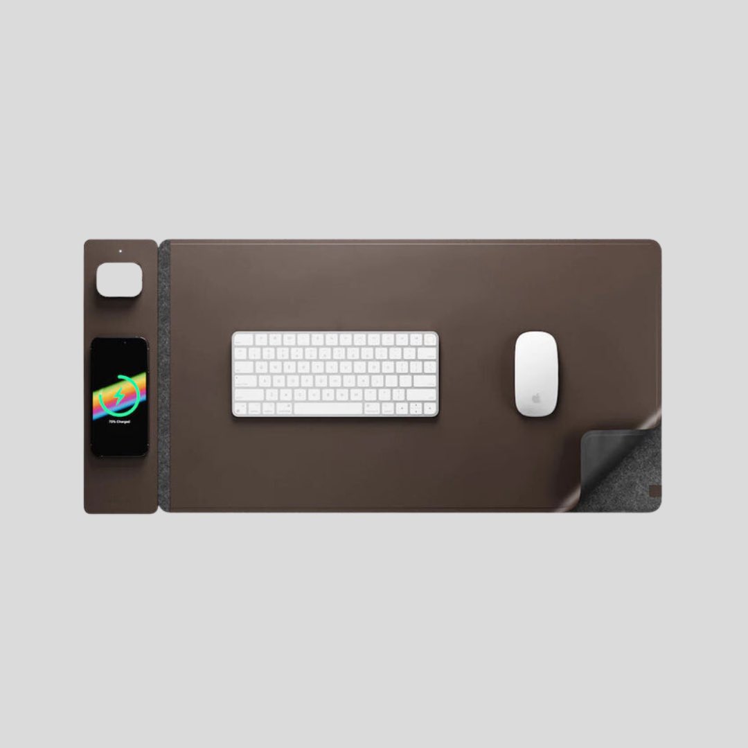 GROOVNZ's tweet photo. Just arrived! ALTI Wireless Charging Desk Mat (4 colors available) 😎

The innovative modular design integrates wireless charging for phones and earbuds!

Order today, Save 15% + FREE Shipping within NZ ⚡️ 

https://t.co/R4RKLtHkDO https://t.co/iwusB3m3DC