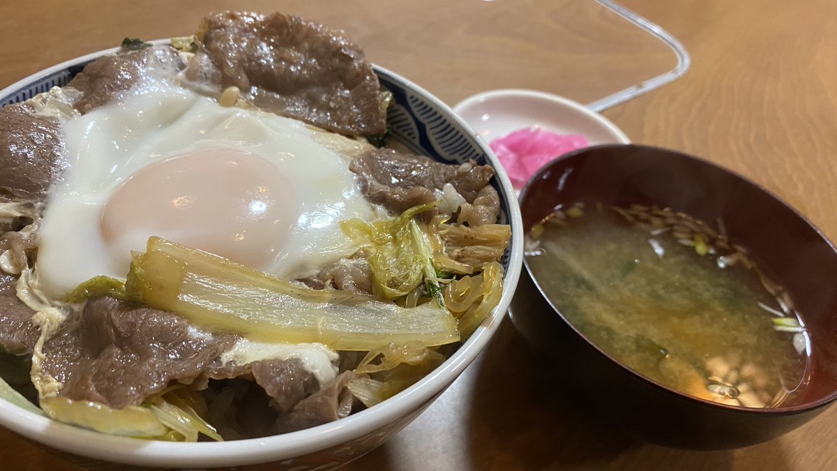 takatakatakaan's tweet photo. 11.25「ベアスロープ忘年会」パルムにて開催。食べ物は持ち込みOK!
詳細後ほど!!
2枚目、3枚目の写真は昨日熊さんと打ち合わせしながら食べたすき焼き丼。お腹も心も満たされた。美味しかったー!
#ブルース #ボーカル #ギター #新潟 #古町 #喫茶 #AHBB https://t.co/TD4DfGQjMC