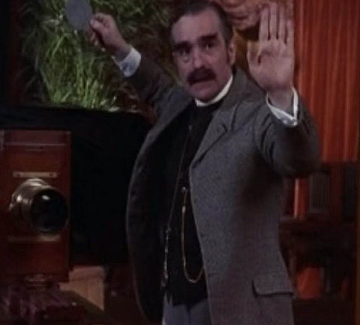 RichardERoeper's tweet photo. Classic Scorsese cameos in his own movies. #Alice #TaxiDriver #ColorOfMoney #AgeOfInnocence https://t.co/nuOubTJGOe