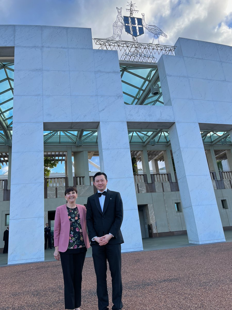 😊 As a new Fellow, it was great catching up with the President of The Royal Society of NSW @royalsocnsw, Dr. Susan Pond AM, FRSN FTSE FAHMS, at the 2023 Prime Minister's Prizes for Science. #PMPrizes