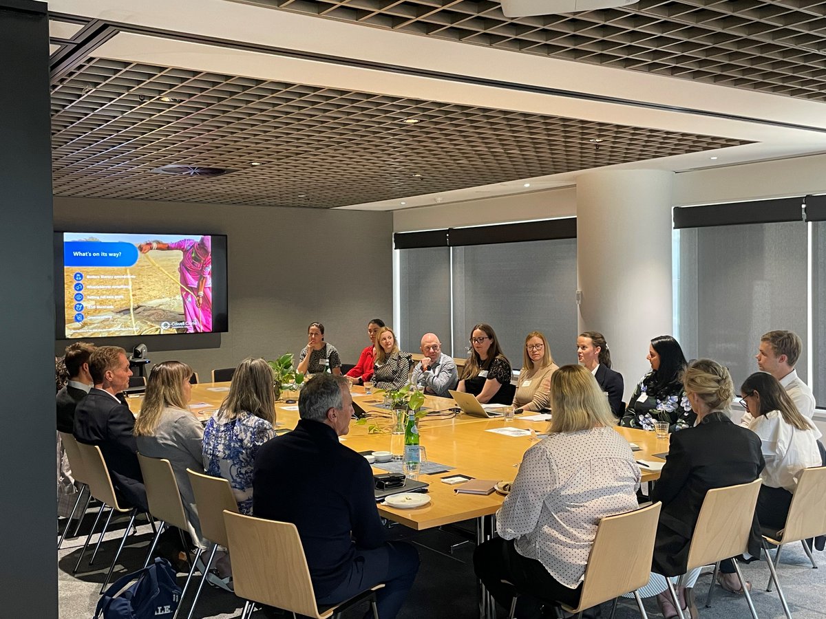 Yesterday our #ESG specialists, Emma Peters and Alexandra Kenny, together with Kristen Haines of Moore Australia and Manvi Rai of Refinitiv, presented the first leg in their ESG #Advisor #Roadshow with an engaging round-table discussion in our Adelaide office.