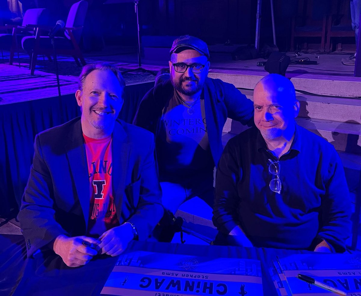 jesrylander's tweet photo. Paul Rudd as a special guest of Stephen Asma and Paul Giamatti's Chinwag Podcast @chinwagpod #JessesViews📸 #NYC #Brooklyn https://t.co/K7n0MafUja