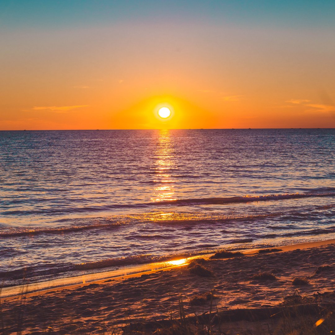 Crisp, cold, clear autumnal mornings 😍☀️❄️

P.S. are you joining us at our Halloween Quiz Night on Saturday? 🎃👻🎃