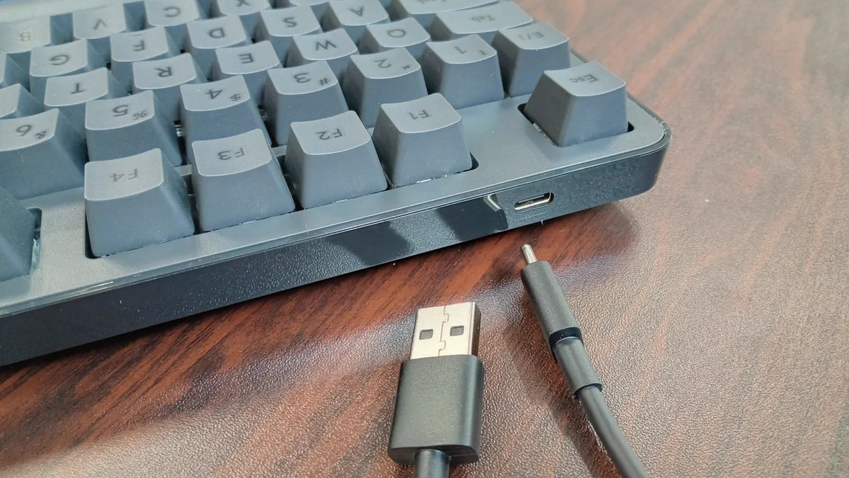 エレコム(公式) on X: 