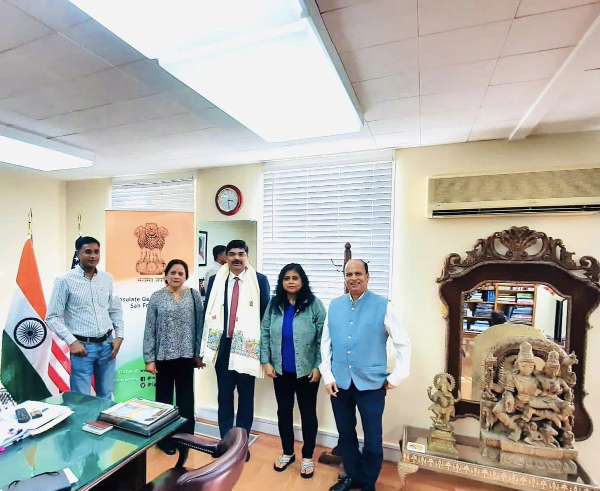 O2B2Bihar's tweet photo. It was wonderful meeting @CGISFO Consul General Dr. Srikar Reddy Ji and Rakesh Adlakha Ji , Deputy Consul General. #O2B2 team welcomes Dr. Reddy to San Francisco and we look forward to working together @O2B2Bihar @NitishKumar @SanjayJhaBihar @BsdmaBihar #welcome #CGISFO https://t.co/yZMsbVWG3y