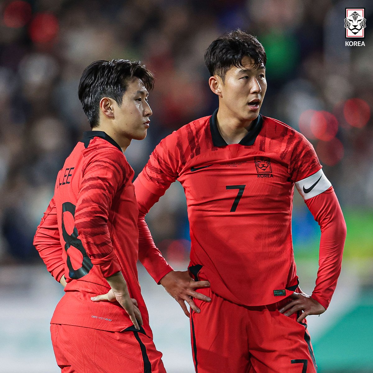 theKFA's tweet photo. 앞으로도, 꽤 길게 이 모습을 보았으면 합니다🙏🏻 https://t.co/2Y2DS391PG