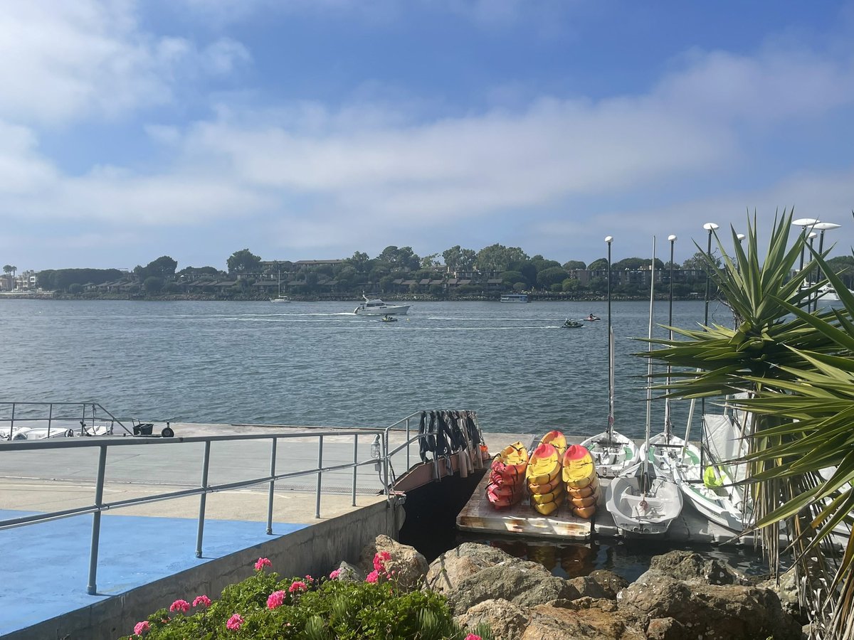 Took my first #sailing lesson ⛵️last weekend. I loved being on the water. 16 hour lesson. Capsized, recovered, and everything else. Learned a few different ways to tie sturdy knots and rig / derig the boat. I learned how to jibe / gybe, launch, and tack. It’s intense. #RSQuest