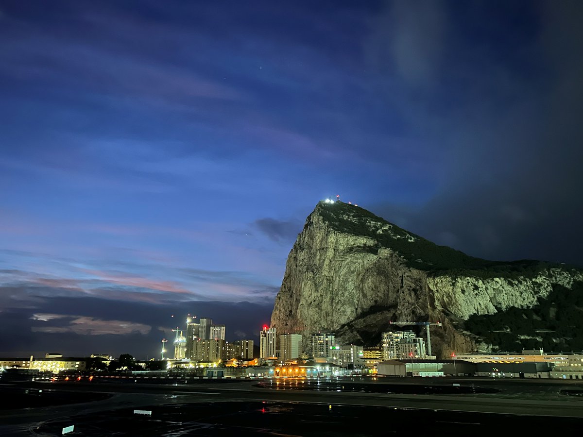 18 Oct - Good morning #Gibraltar Fairly cloudy this morning with the risk of showers. Any showers will become isolated into the afternoon with more in the way of sunshine. A moderate to fresh SW'ly breeze by the afternoon. Slightly cooler, but still warm for Oct - High 24-25C