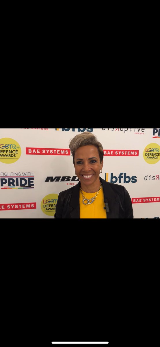 “Never in my lifetime did I think we’d have a @defencelgbtq awards”

Had the privilege of interviewing the 🐐Dame Kelly Holmes at the first LGBTQ+ Defence Awards for @ForcesNews. 🏳️‍🌈

Full story and interviews to come on #ForcesNews later today.

#lgbtqdefenceawards