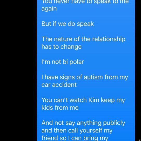 RapMais's tweet image. 🚨 Kanye West afirma que não é bipolar e que ficou com sinais de autismo após acidente de carro em 2002

O rapper pediu para que Ian Connor divulgasse algumas mensagens na qual ele estava tentando enviar para Elon Musk

Alem de falar sobre o autismo, ele afirma na mensagem que…