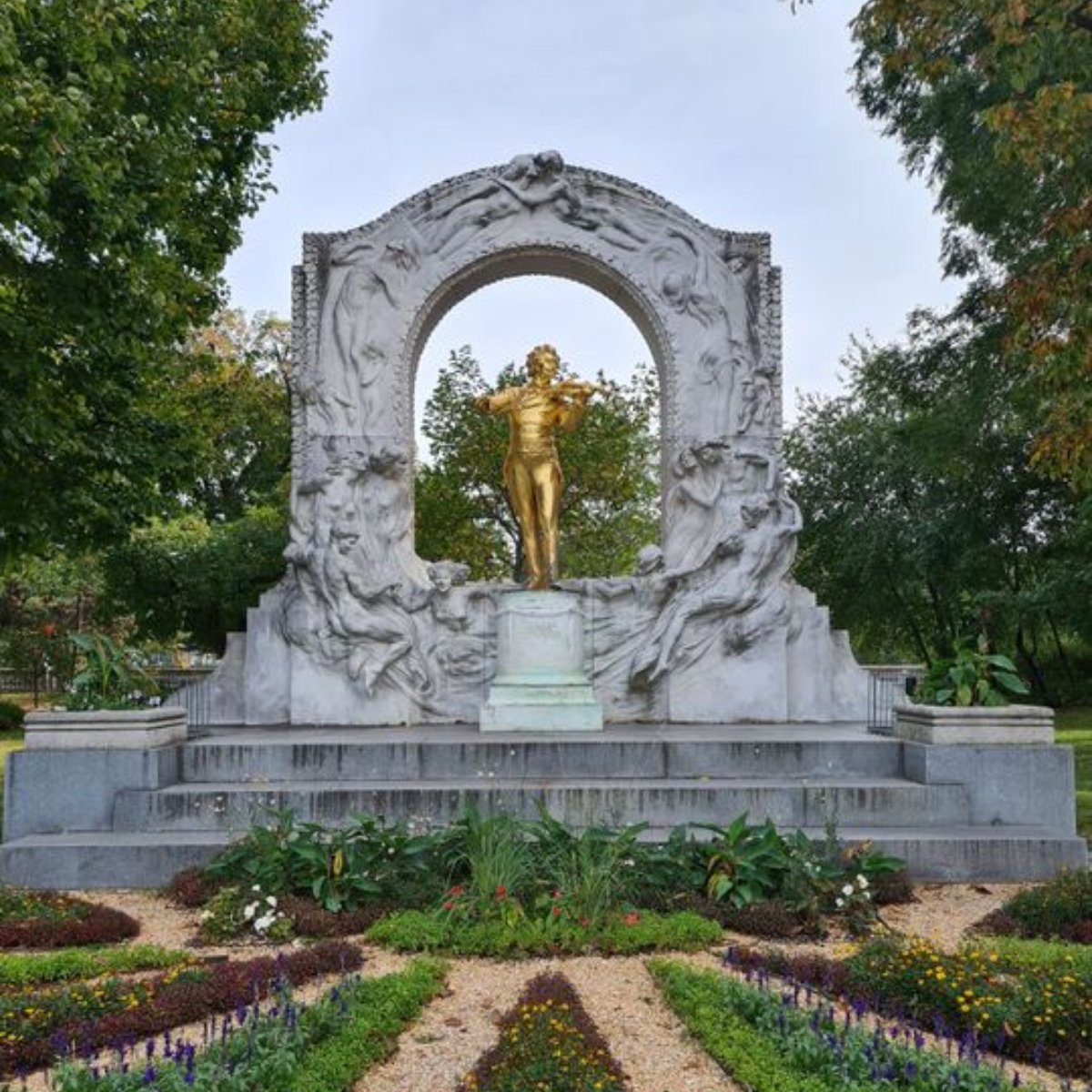 DigitalB tweet media