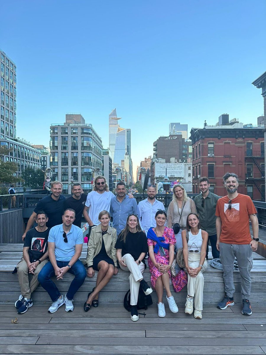 vercom_sa's tweet photo. 💬Last week, we spent a week with key managers from @MailerLite and Vercom S.A. to reflect on past achievements, inspire new ideas, and identify opportunities for our 10x growth goal with 1 million paying customers in the next decade.
#Vercom #CPaaS #ScaleBeyond #Growth https://t.co/xCjpRFb5wN