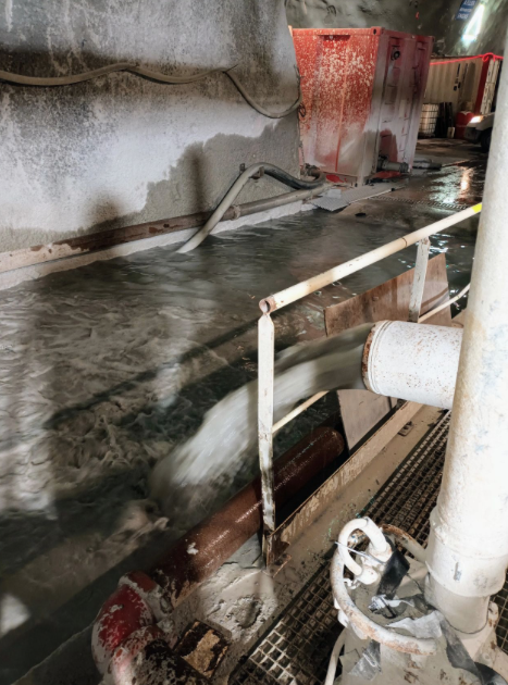 Tsurumi_Europe's tweet photo. A 57.5km railway tunnel is currently being built under the Alps. It will be the centrepiece of the Lyon-Turin railway line. Our colleagues from #Tsurumi France are supporting the large construction site with numerous pumps. Details: https://t.co/KN5lp9w0Sa
#stronger4longer #LYTO https://t.co/PsvsG5uACe