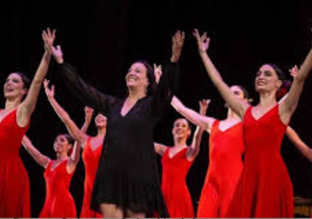 Vacuna_Cubana's tweet photo. La danza ha sido una de las expresiones más significativas de nuestra cultura a nivel internacional, exponentes de esta manifestación artística han puesto muy en alto el nombre de #Cuba en los más encumbrados escenarios del mundo. Gracias !!! #CubaEsCultura #CubaUnica https://t.co/saASZB8ifu