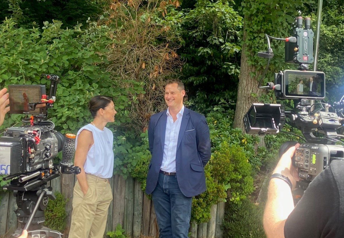 Dan Hughes (@propertydanh) on Twitter photo ❓Tech company or team in Real Estate? Join the <a href="/LandAid/">LandAid</a> Tech Network and help #EndYouthHomelessness.
➡️Find out below what we're doing, how we're partnering with <a href="/VodafoneUK/">Vodafone UK</a> and why I'm talking to <a href="/EmmaWillis/">Emma Willis</a> about it!
🔊Please share if you can and encourage organisations to ❓Tech company or team in Real Estate? Join the <a href="/LandAid/">LandAid</a> Tech Network and help #EndYouthHomelessness.
➡️Find out below what we're doing, how we're partnering with <a href="/VodafoneUK/">Vodafone UK</a> and why I'm talking to <a href="/EmmaWillis/">Emma Willis</a> about it!
🔊Please share if you can and encourage organisations to