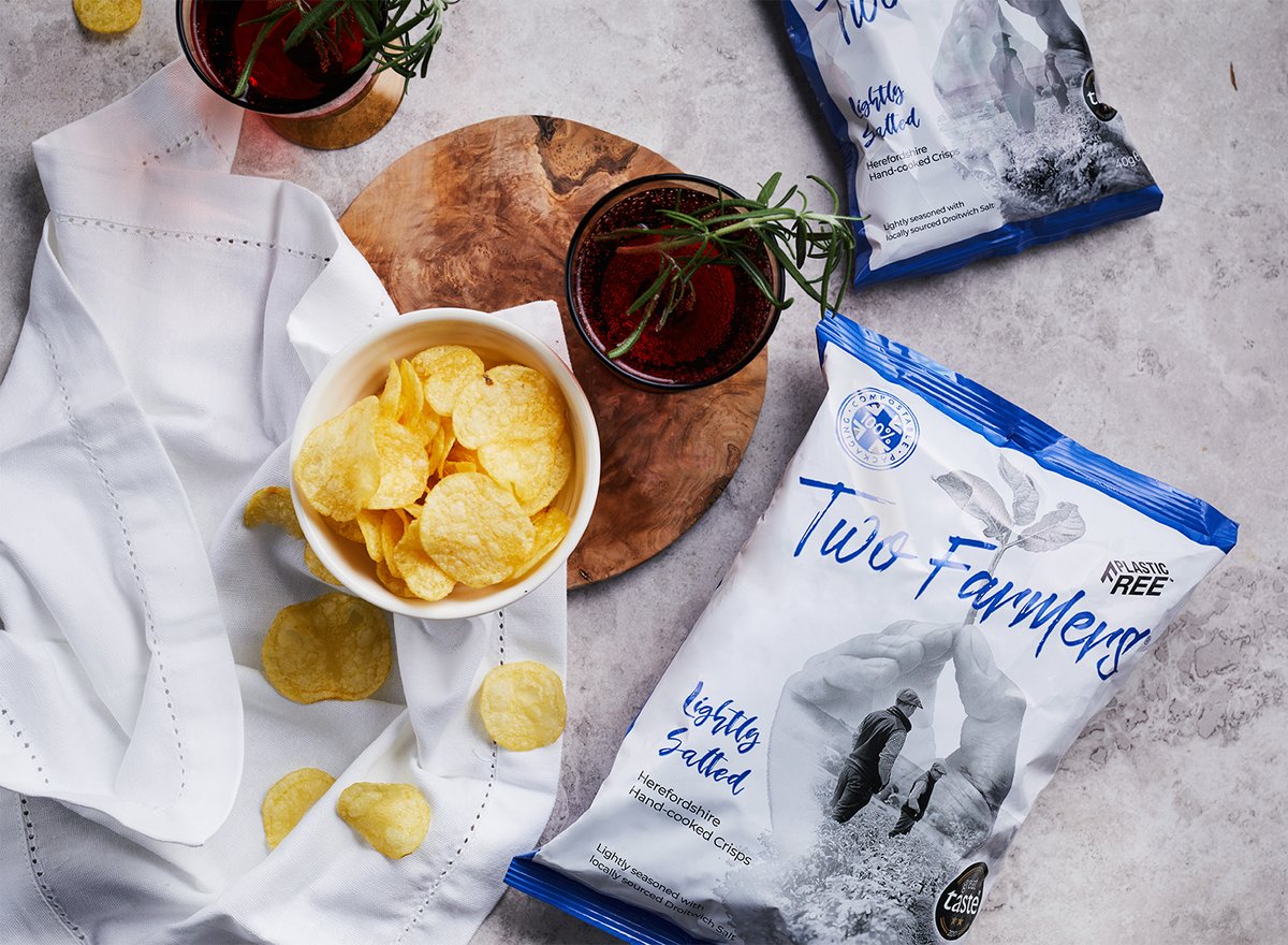 A #humpday as delicious as they come! 🙌🏼 Which of our flavours will you be reaching for today? #twofarmers #crispcrunchers #localflavours #plasticfree