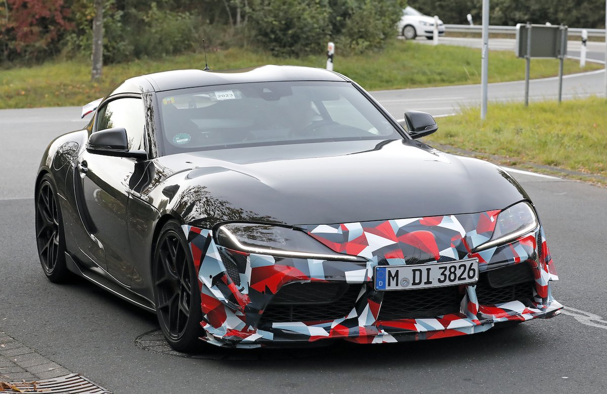responsejp's tweet photo. 最強のスープラ「GRMN」ついに登場か!? BMWの直6ツインターボ搭載で500馬力オーバー必至
https://t.co/EoynRm2DoX

#新型車 #トヨタ #スープラ #GR https://t.co/zuITiYXzIr