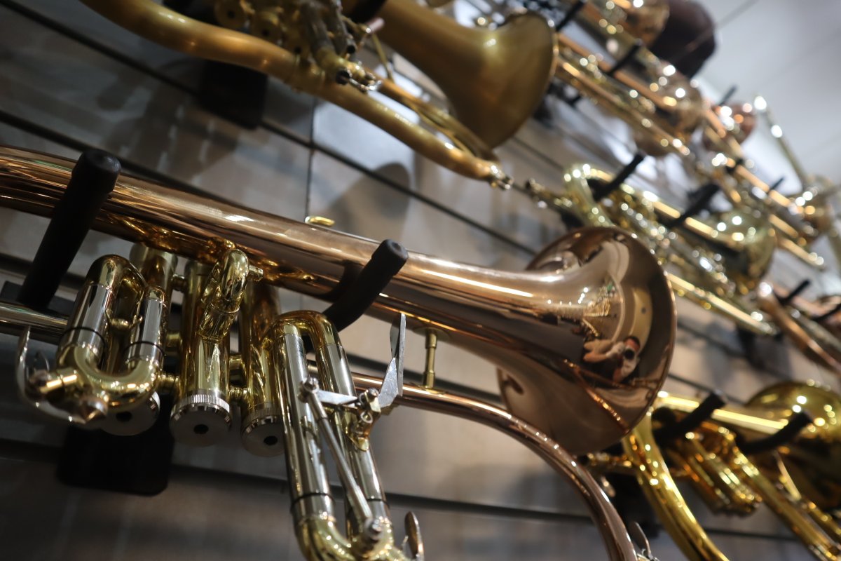 On the hunt for a flugelhorn? Start your search here with us!

Pop in store and test our full range of flugels, includong killer brands such as: <a href="/PhilParkerLtd/">Phil Parker Ltd</a>, <a href="/YamahaUK/">Yamaha Music UK</a>, <a href="/AntoineCourtois/">Antoine Courtois</a>, <a href="/bach_brass/">Bach Brass</a> <a href="/CarolBrassTW/">CarolBrass®</a>, Schilke, B&amp;S
PLUS
a whole range of second hand instruments too!