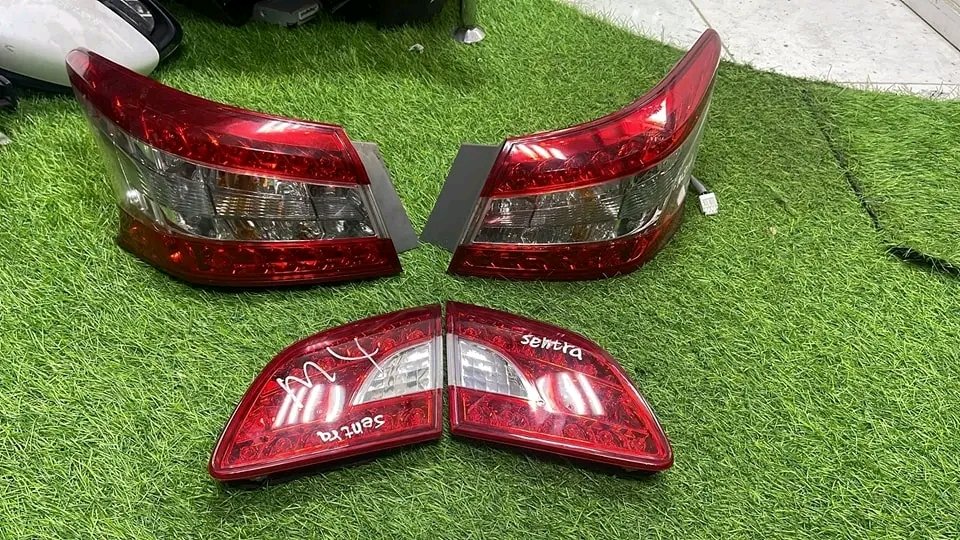 If this appears on your timeline,a ❤️or a retweet♻️would be much appreciated 🙏

For grabs are:

🏷ITEM:TAILAMPS
🚘MAKE:NISSAN SENTRA/SULPHY
🚘MODEL:2013/14
📍HARARE 🇿🇼
📱+263773429899
🔗wa.link/yl4cvm