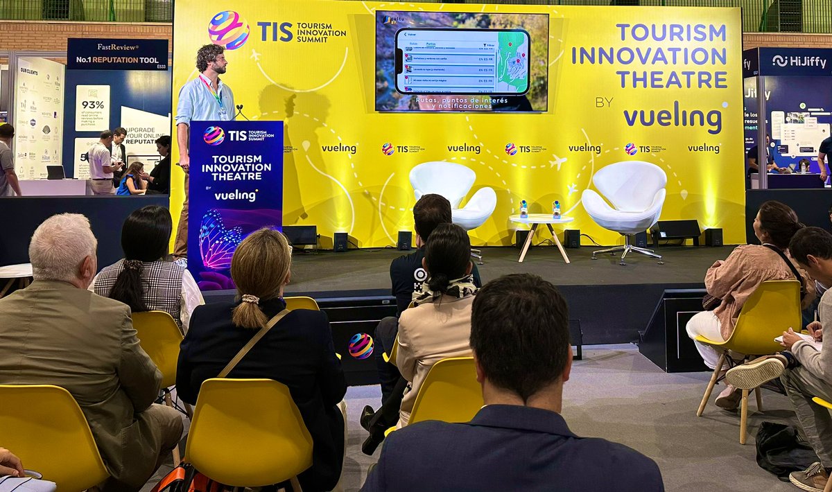 Fernando Quesada, socio fundador de <a href="/Arvision_es/">AR Vision</a>, nos lo cuenta todo acerca de CultuAR: la primera comunidad de destinos con Realidad Aumentada de Europa en 📍 el Tourism Innovation Theatre by <a href="/vueling/">Vueling Airlines</a> de #TIS2023!!