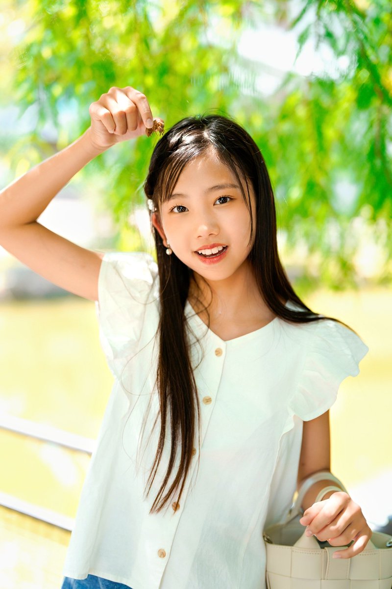 今年の夏
めっちゃ暑い日

長崎超絶美少女隊
リクエスト撮影

ららさん

#長崎超絶美少女隊 
＃ららぱ
＃ssb
＃せみのぬけがら
＃ポートレート