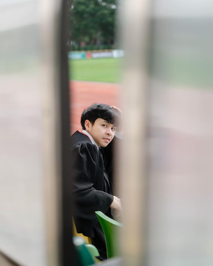 kusexyboy's tweet photo. #Congratulations 💚🧑🏻‍🎓🎊 
-กานต์
IG : karnprakarn 
#สังคมศาสตร์ #บัณฑิต #KU79 #KUSEXYBOY
#บัณฑิตหล่อบอกต่อด้วย https://t.co/cP0aESkJXL