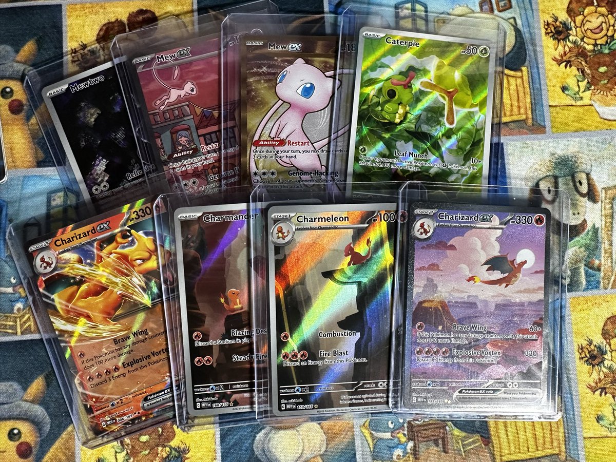 deemocollects's tweet photo. Had to delete my earlier post to update the situation at hand:

3 UPCs. 3 Zards. 2 god packs.

Holy frick 😂 congrats GrayV https://t.co/tfCz6D2HHP