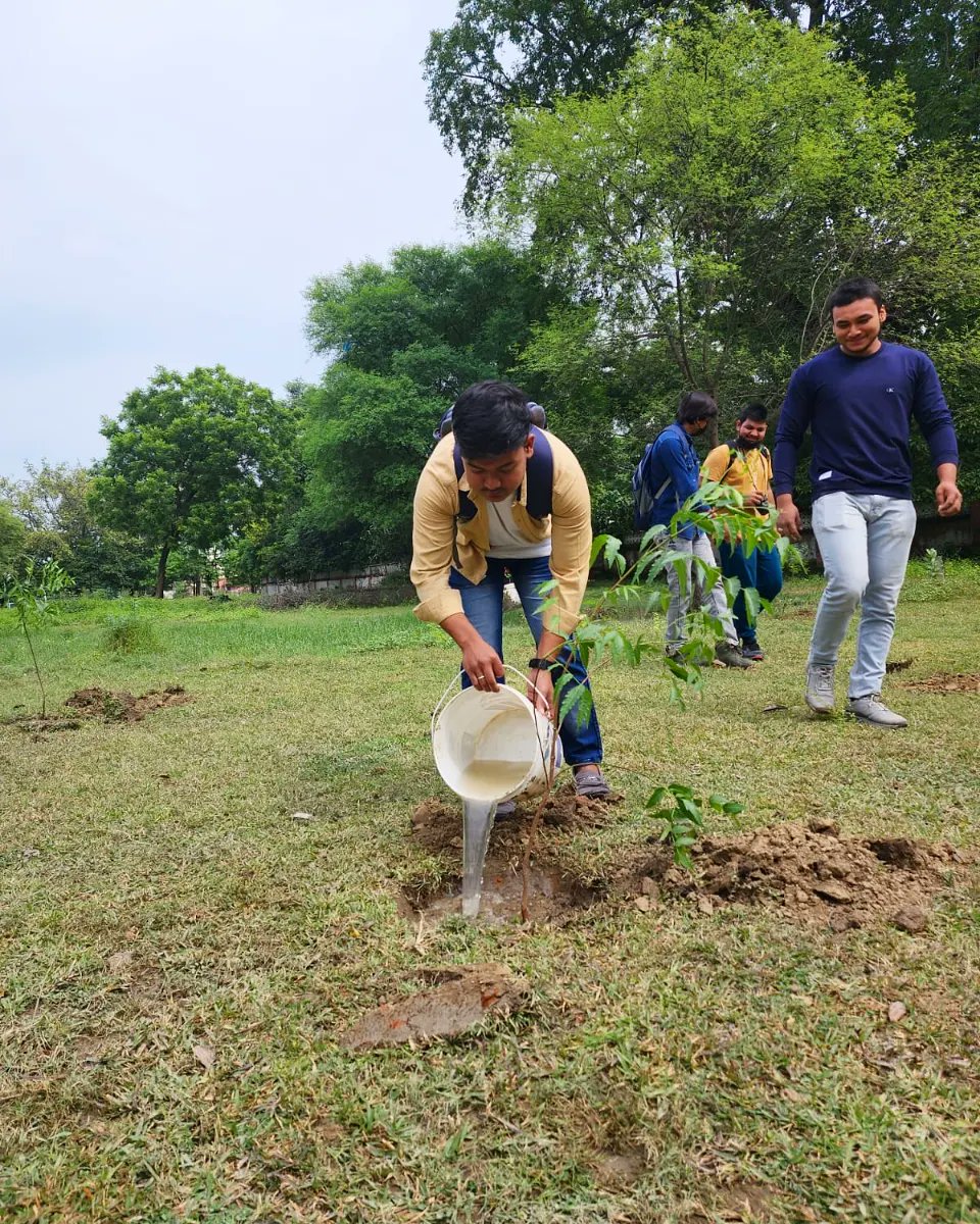 Our team in collaboration with Meerut Cantonment Board and @AromaMagicIndia initiated the first phase of the new plantation project in under which 1000 trees will be planted in an effort  to improving air quality and enhancing urban green spaces in the region. 

#treeplantation