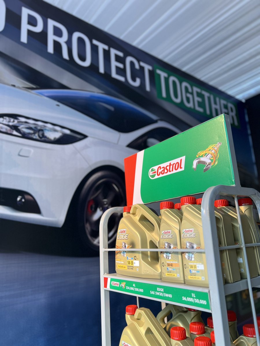NelsonSsenyange's tweet photo. The wait is over. @RUBiSEnergyUG1 is now the official distributor of Castrol Products in Uganda. #RightOilRightCar https://t.co/fsS3Vg2fTq