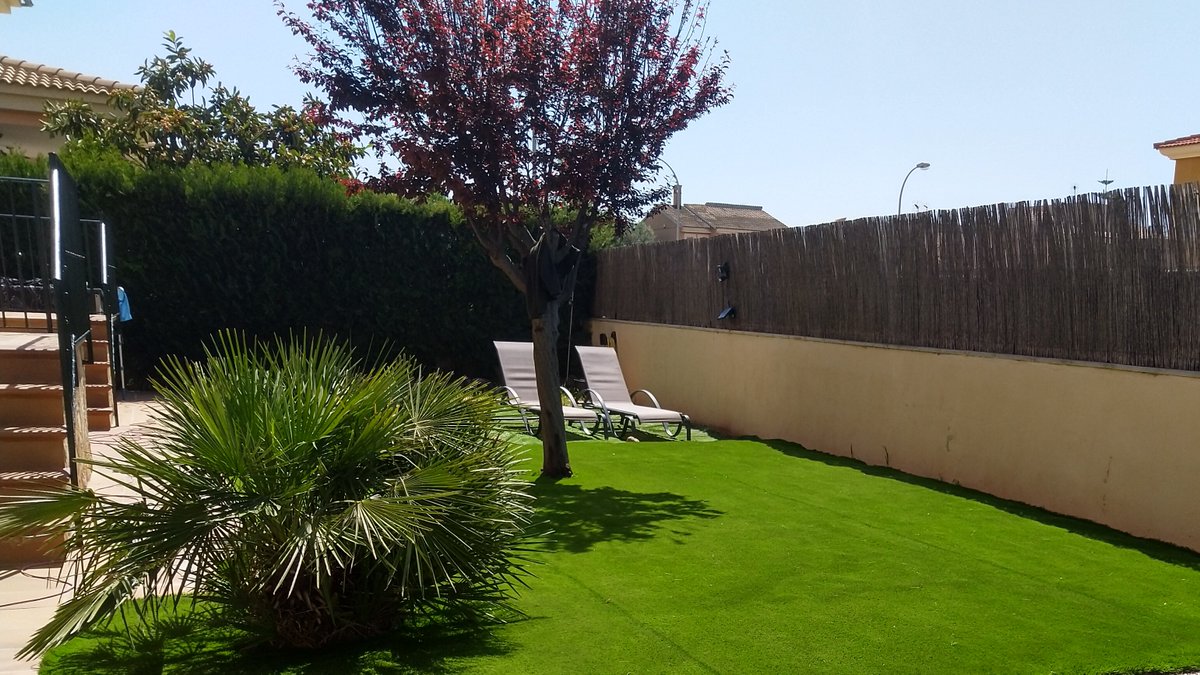 cespediag's tweet photo. Instalación de césped artificial en zona de jardín con el modelo GREEN40.💚

#sinmantenimiento lo único que tienes que hacer es #disfrutardelcésped

#céspedartificialiag #céspedartificial #cambioespectacular #césped #garden #instalación #decoraciónexterior #jardín #céspedmullido https://t.co/JJGsUMGVyS