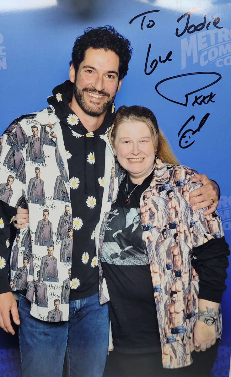 mschufAUS's tweet photo. @PurplewolfKT13 He put the Lucifer ring on my finger at dinner ahhh they all did drawings on me and I got them tattooed https://t.co/HiGnU3zc3X