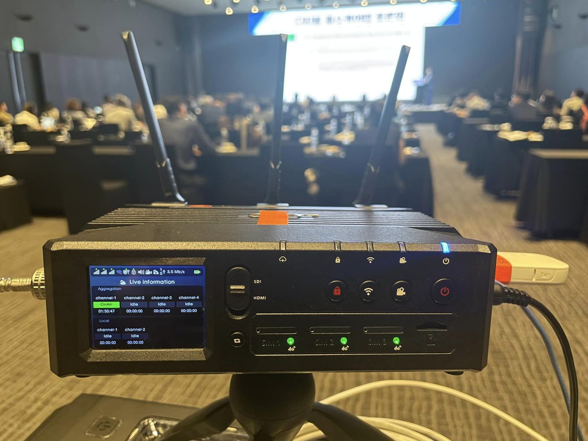 MangoCh31692051's tweet photo. Mine Q8 bonding encoder support max 4 channel platform streaming simultanously.
#multipleplatform #restream #minemedia #mineq8 #streamingencoder https://t.co/fN922qlkVz
