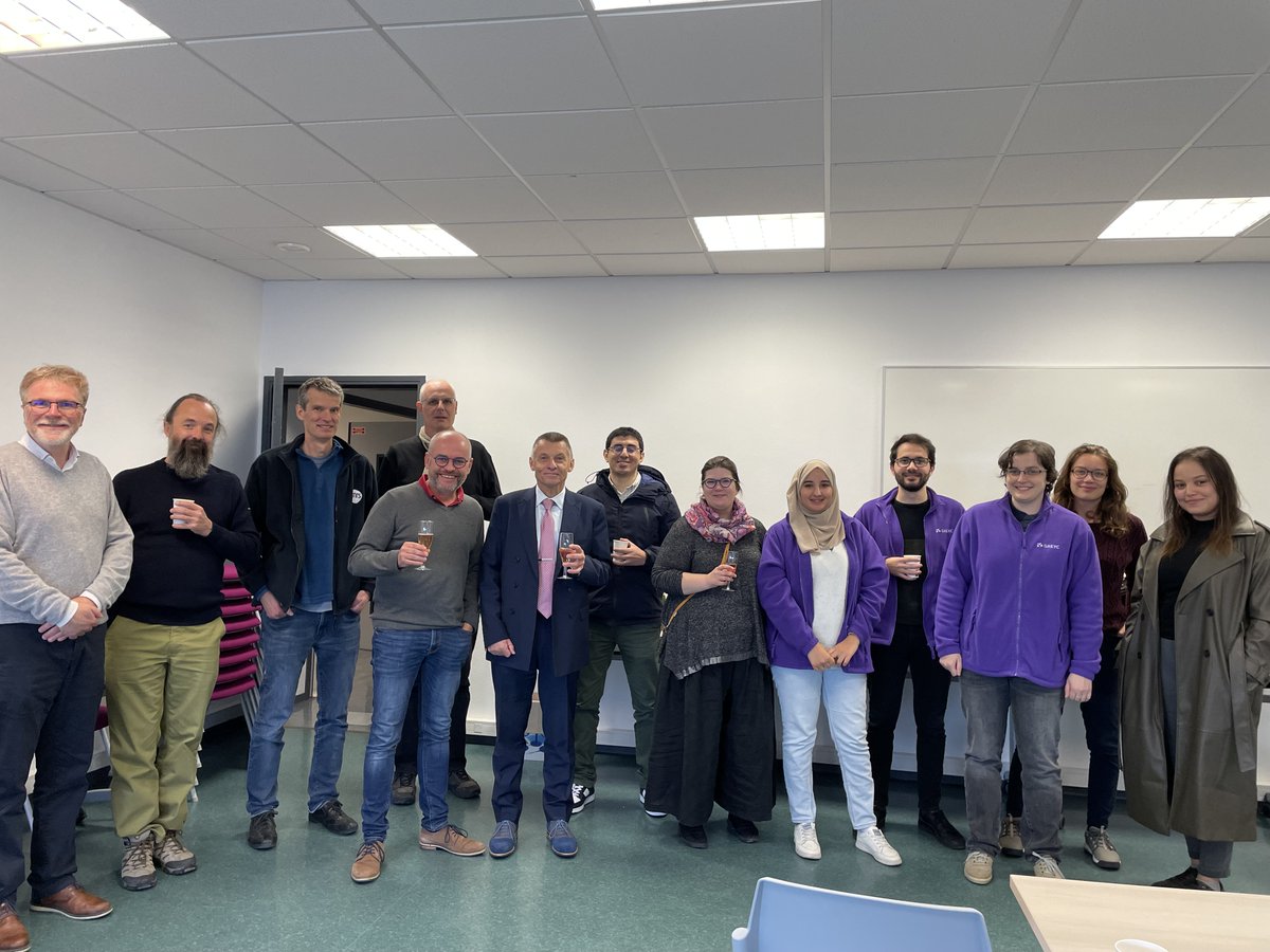 L’équipe <a href="/CODAG_GreycLab/">GREYC CODAG</a> <a href="/GreycLab/">GREYC</a> souhaite une bonne continuation à @pierrebeust à  l’occasion de son recrutement sur un poste de professeur à <a href="/RennesUniv/">Université de Rennes</a>