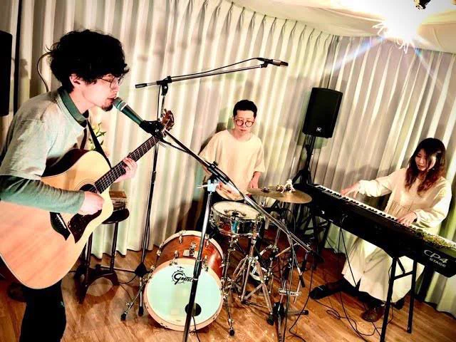 NA/DA LIVE  スリーマン、贅沢40分セット、この対バン。 こんなん来るっきゃない  10/23(月) 吉祥寺Black&Blue  【うのしょうじPresents - Monday Live Special-】   ¥2500+1Drink  19:30-20:10 ❶ NA/DA  20:20-21:00 ② ニューマッセⅡ  21:10-21:50 ③ 高木栄一郎グループ