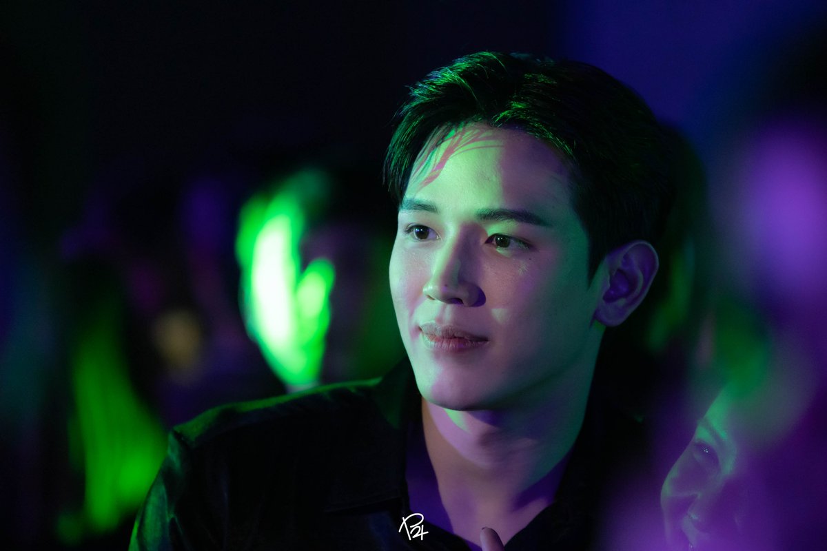 ptat24's tweet photo. หล่อฝุด!

#เตนิว
#GMMTV2024PART1 https://t.co/1ibLUpSBn4