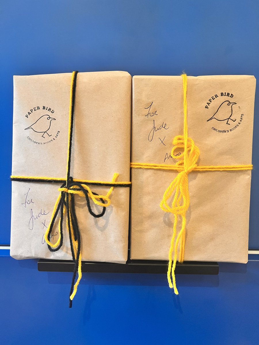 The best things come in brown paper packages…
#loveyourbookshop
<a href="/PapBirdBooks/">Paper Bird</a>