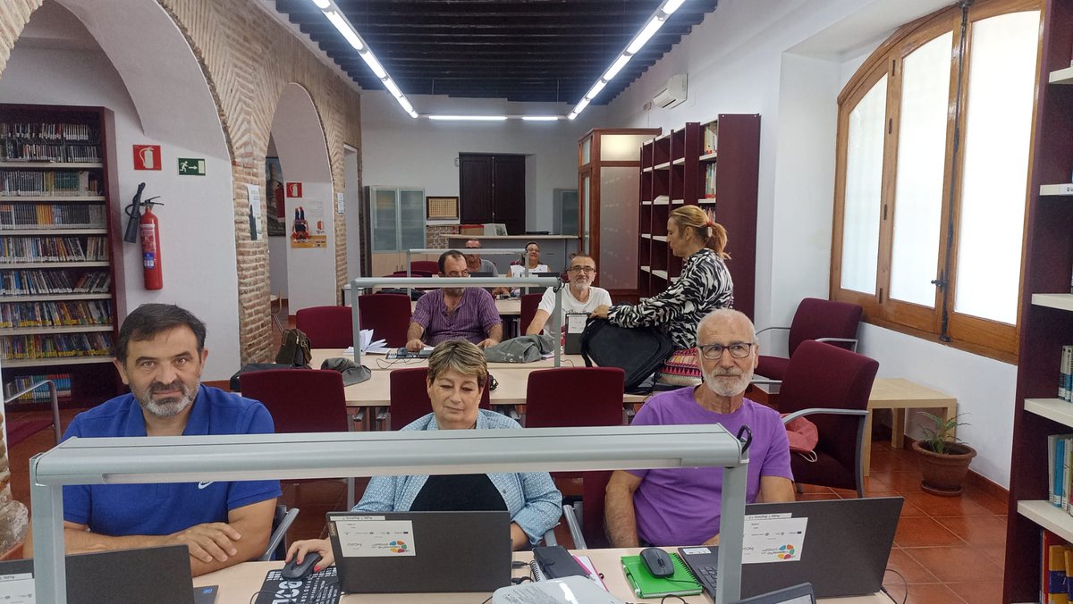 IncisoES's tweet image. 👩‍💻🧑‍💻¡¡Recorriendo Castilla-La Mancha con 𝐍𝐞𝐰 𝐂𝐚𝐩𝐚𝐜𝐢𝐭𝐚𝐓𝐈𝐂+𝟓𝟓!!
📸Cursos en 𝐌𝐨𝐫𝐚 𝐝𝐞 𝐒𝐚𝐧𝐭𝐚 𝐐𝐮𝐢𝐭𝐞𝐫𝐢𝐚 (Ab), 𝐈𝐧𝐟𝐚𝐧𝐭𝐞𝐬 y 𝐂𝐡𝐢𝐥𝐥𝐨́𝐧 (CR) y 𝐄𝐬𝐜𝐚𝐥𝐨𝐧𝐚 y 𝐐𝐮𝐞𝐫𝐨 (To).

#NewCapacitaTIC55 @gobjccm @BienestarCLM #FSE #einclusión