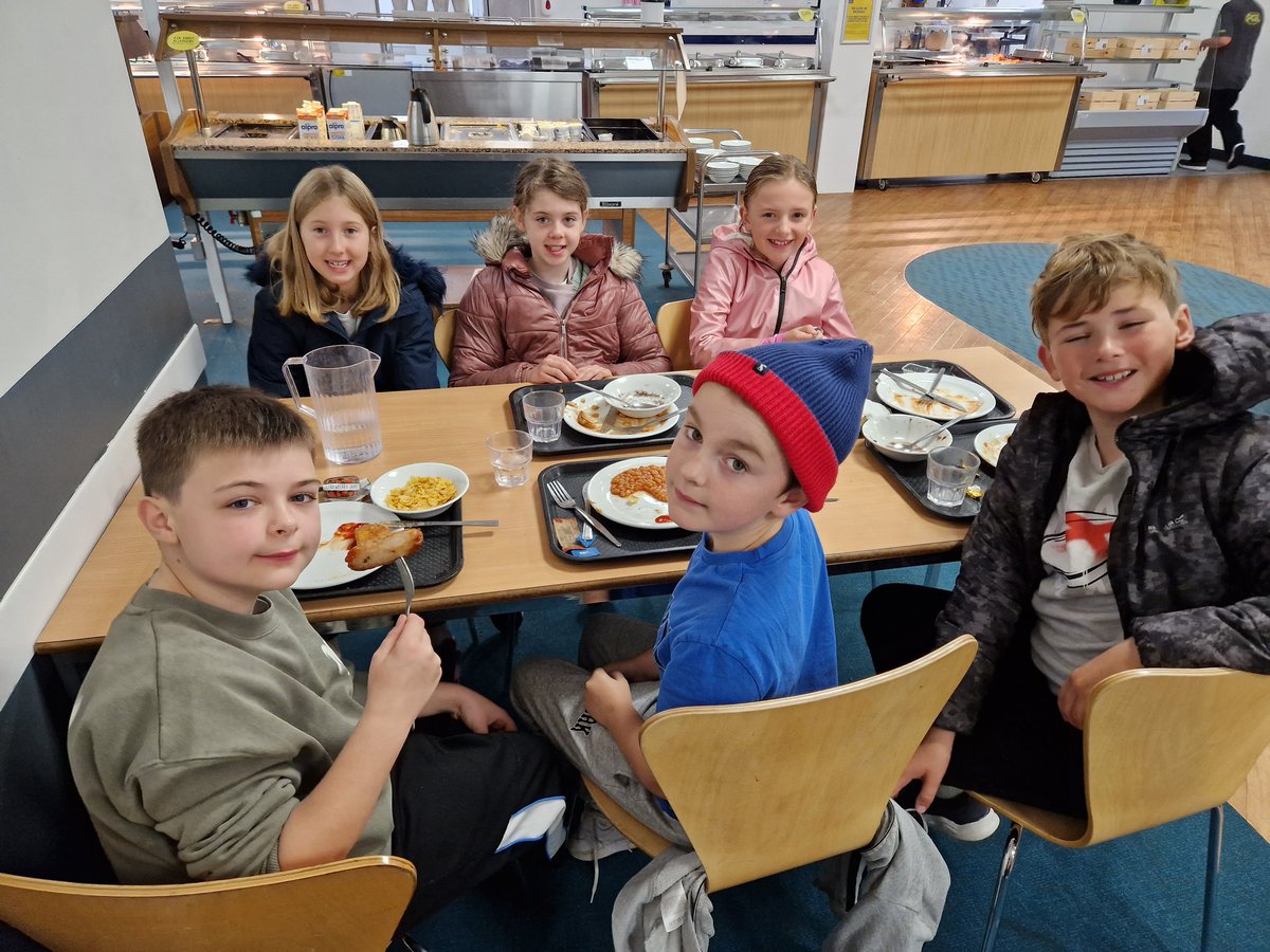 ThakehamPS tweet media