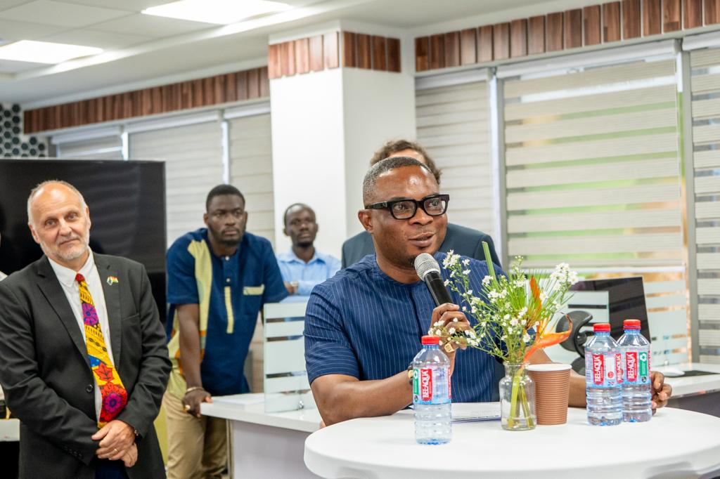 EuropeInGhana's tweet photo. 📣 Exciting news! 

The EU 🇪🇺 and @GEPAGhana joined forces to launch the Ghana Export Promotion School 🎓

The  first batch of 4️⃣0️⃣ SMEs will receive training on #ExportProcedures and how to export to the EU under the 🇬🇭Ghana-EU Economic Partnership! https://t.co/m2NO2kHmu6