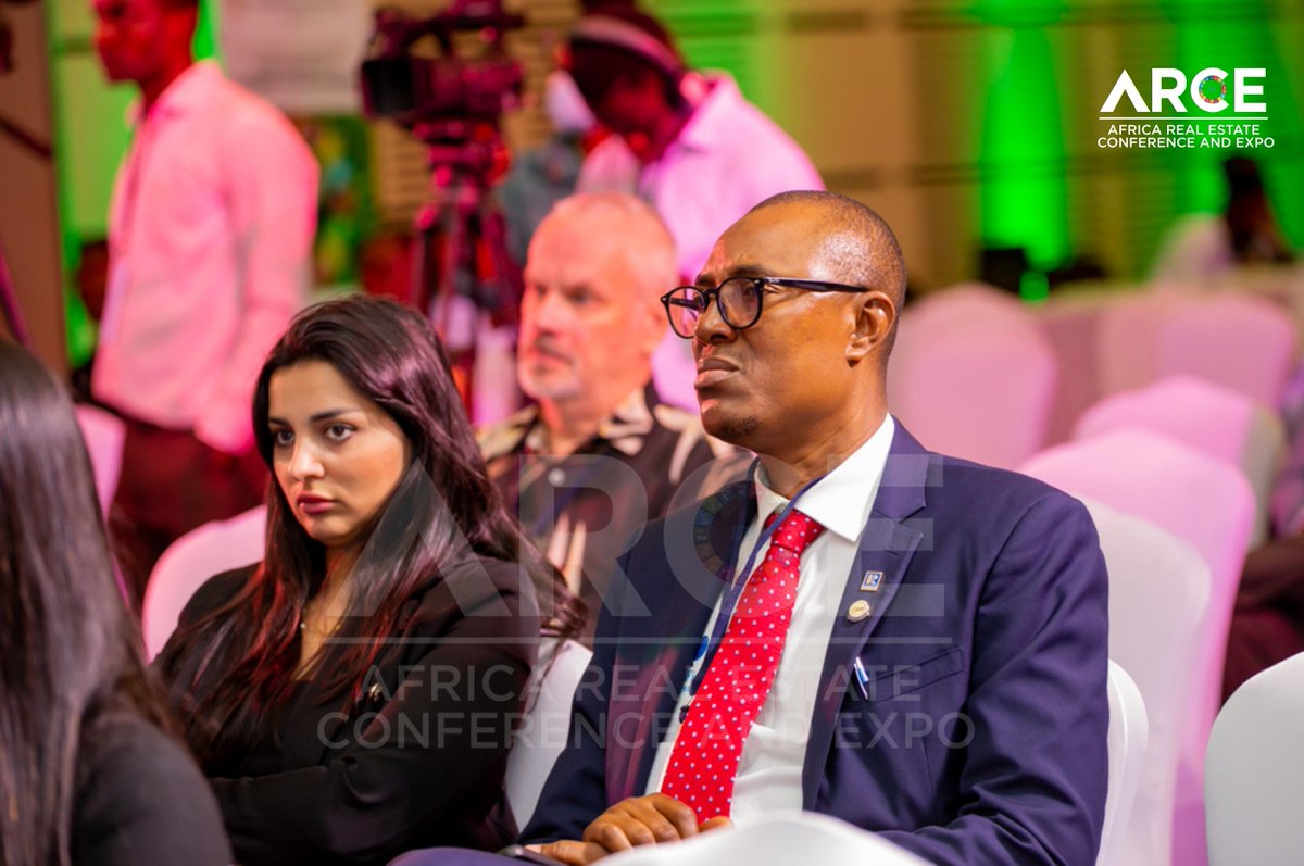 grepa_tv's tweet photo. #proptech #ai #aitools2023 #africa #realestate #sdgs #sdg11 #smartcity #3dmodeling #aerialphotography #artificialintelligence #conceptualdesign #affordablehousing #esginvesting #esgreporting #kpmg #arceconference #grepa #nar #realtor https://t.co/BsWiNS3euB