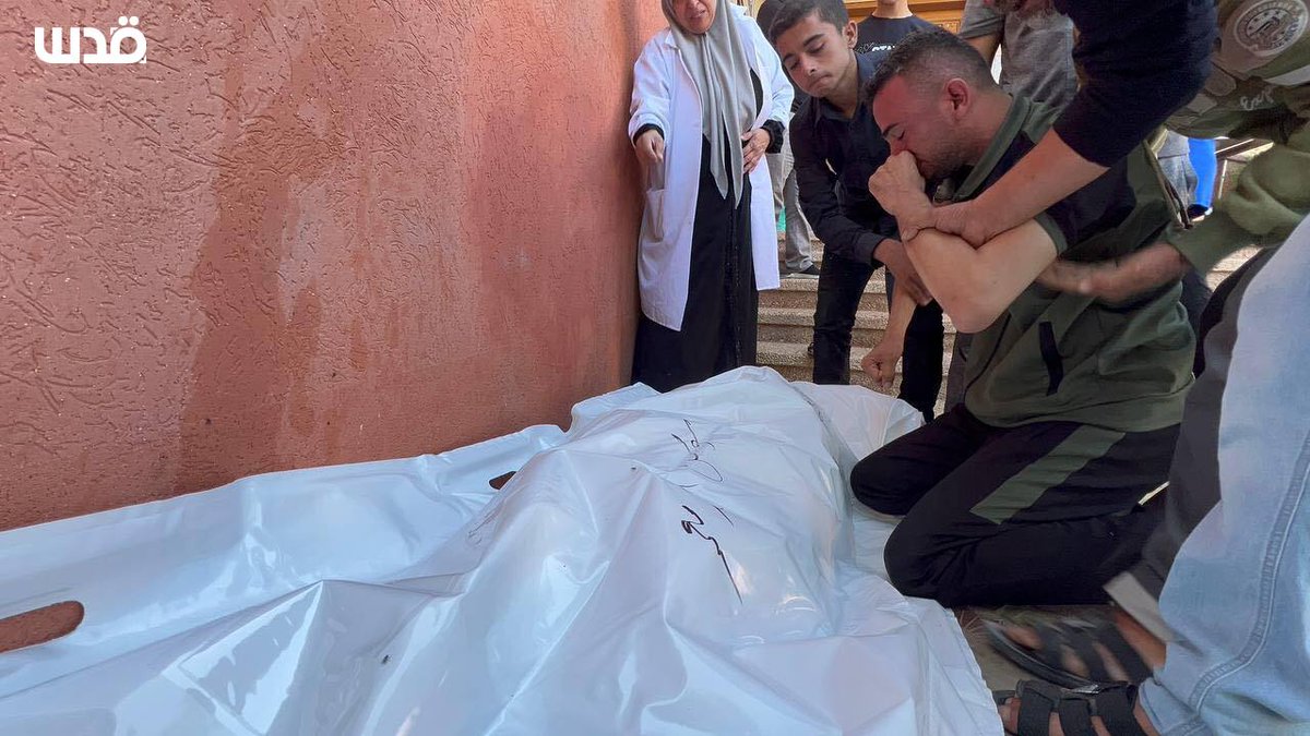 QudsNen's tweet photo. Media coverage: "Gaza woke up to another massacre this morning, with 25 innocent civilians, the majority of them from the Al-Astal clan, killed by Israeli airstrikes." https://t.co/lvuBXCToJ5