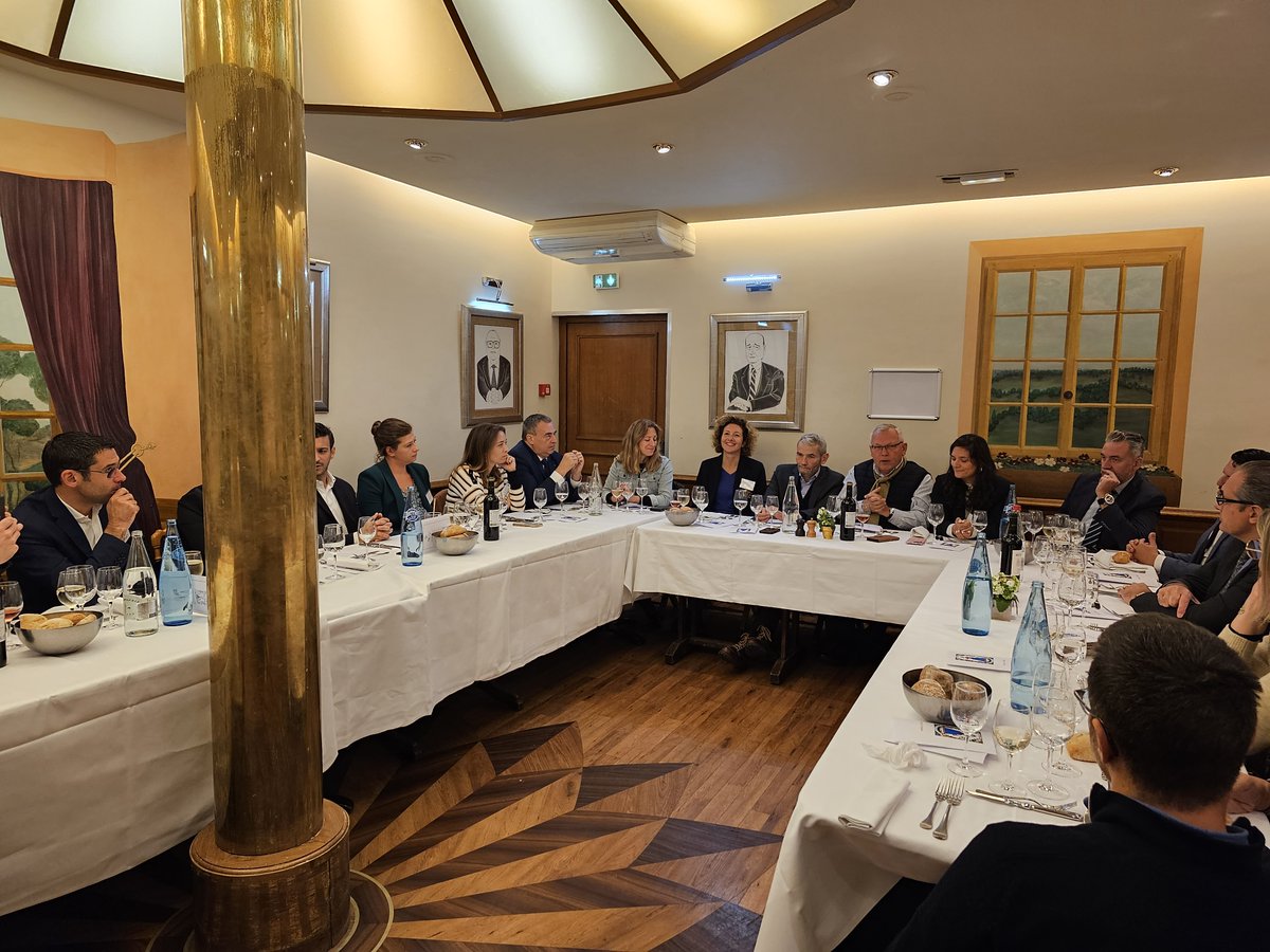 Séminaire stratégique : quelles clés de réussite pour faire aboutir des projets urbains dans un contexte de crise !?
Avec Marie Le Vern (Societing), Renaud Boissac (Agence Jarod), Elodie Ducrohet et Florence Pisano (CSP Conseil)
<a href="/marielevern2/">marie le vern</a> <a href="/elodieducrohet/">Elodie Ducrohët</a> <a href="/RenaudBsc/">Renaud Boissac</a>