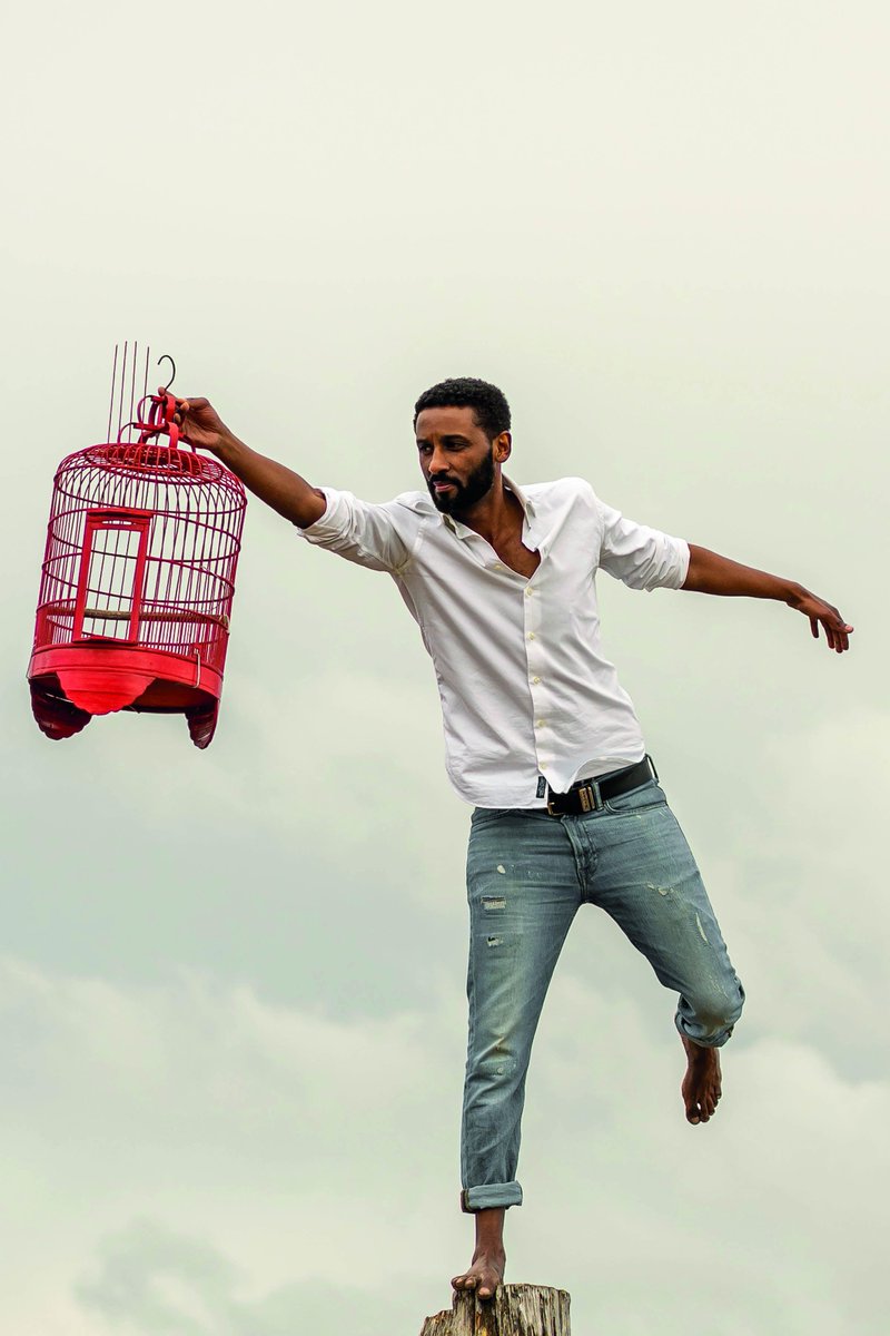 GRAPPIGSTE MAN VAN HET UNIVERSUM 🤣

Fuad Hassen valt op door zijn toegankelijke, laidback comedystijl. Toch deelt hij ook in zijn voorstelling ‘Vogelvrij’ rake klappen uit!

📅 21 oktober 2023 in Kunstlinie
🎫 kunstlinie.nl/programma/fuad…
 
#kunstlinie #almere #FuadHassan #Cabaret