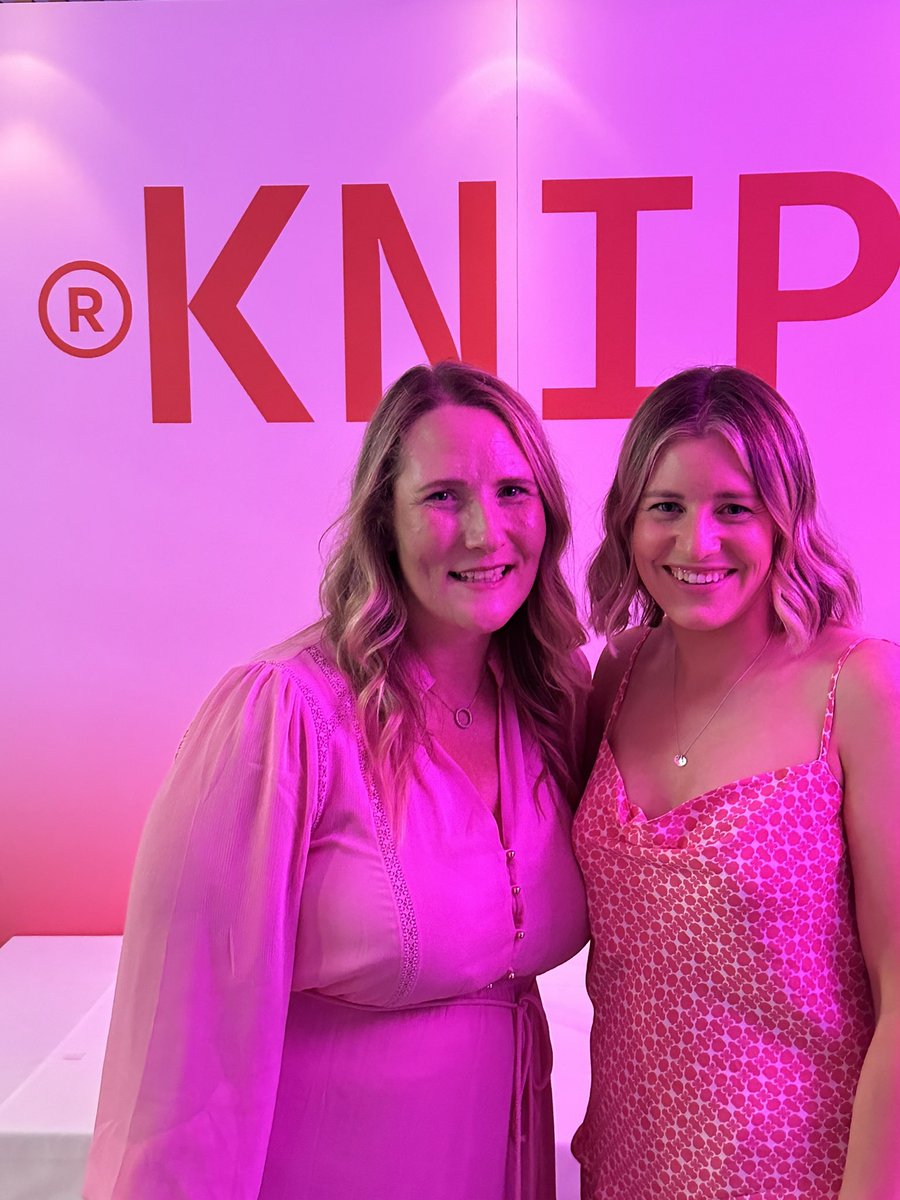 Last night I had the absolute honour of attending the KNIP fundraising event for @BCNAPinkLady in support of my bestie mumma. What an opportunity to hear from some incredible and brave women. 💗💗