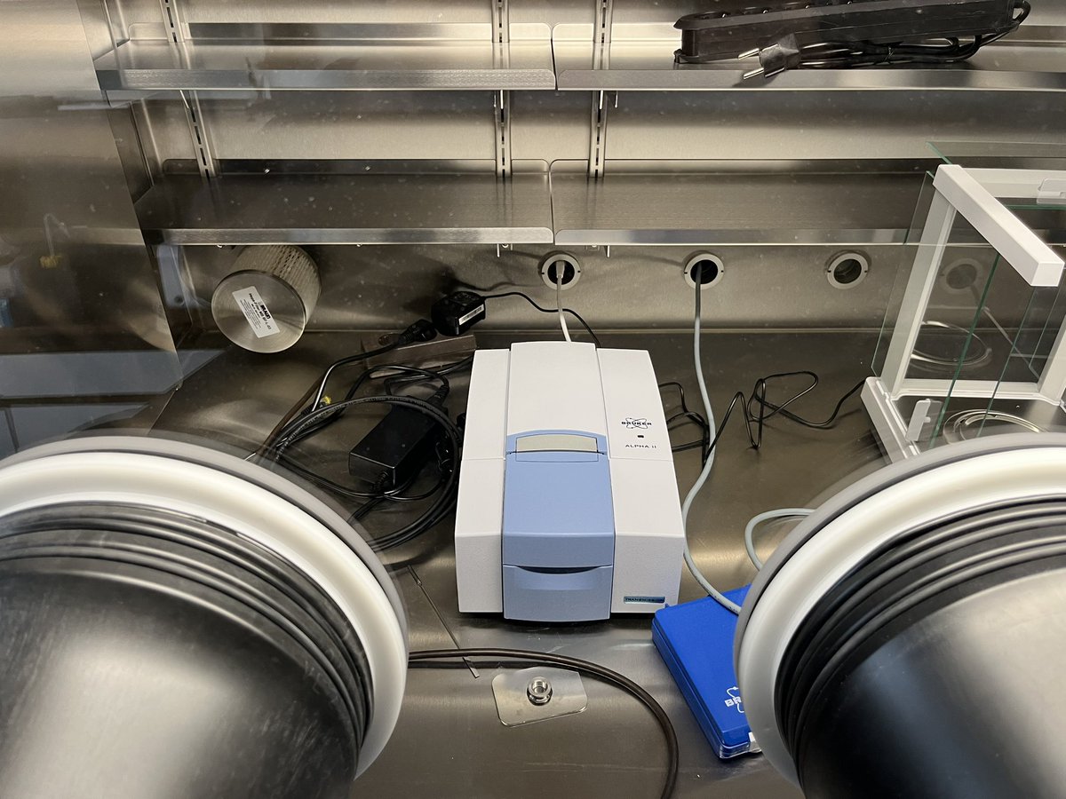 Our new IR spectrometer got installed in our new glovebox today and the group can’t wait to try it out. Finally feel like a real SOMC group! Thanks <a href="/crc1333/">CRC1333</a> !