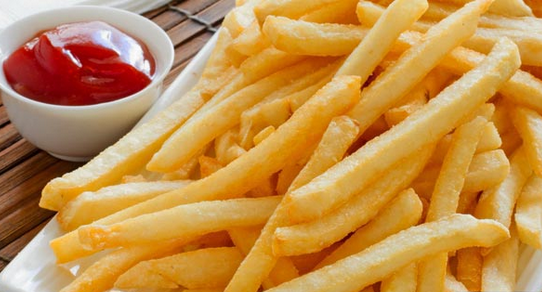justlikeme73's tweet photo. Le patatine fritte se non ci concentriamo sull’aspetto puramente calorico e di apporto proteico, sono un toccasana per l’economia mondiale. Scopriamo perchè.

https://t.co/gZGAZRjYzZ https://t.co/5R0ZMOKug9