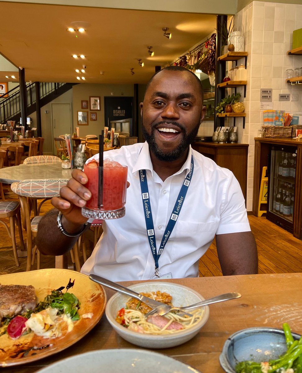 LE_RestaurantWk's tweet photo. Been meaning to book a table at Sonrisa? During Leicester Restaurant Week you can enjoy 3 courses for just £25. From their Wild Mushroom Croquettes and Calamari, to Chicken Arroz and Sticky Toffee Pudding Sonrisa style. 

Book in advance to avoid disappointment.

📸 @BIDLeicester https://t.co/OmjdEp3gOO